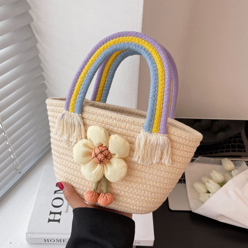 Internet celebrity versatile and stylish straw rainbow handbag