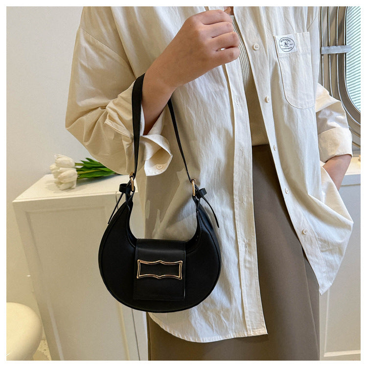 Underarm trendy and fashionable one-shoulder dumpling bag