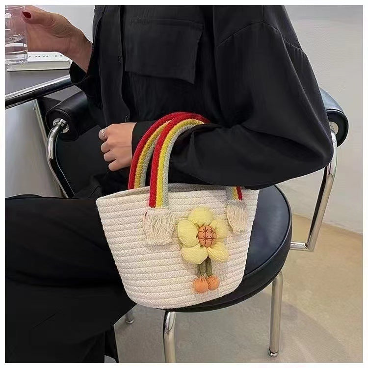 Internet celebrity versatile and stylish straw rainbow handbag